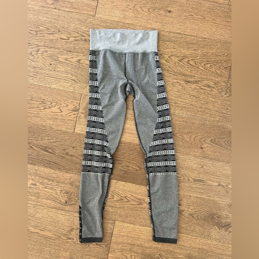 Free People Movement Grey Sierra Seamless leggings XS/S